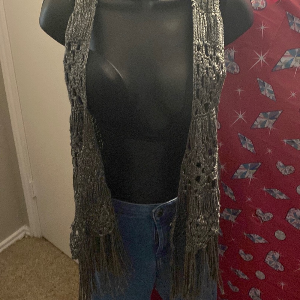 Day trip knitted vest
